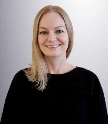 Bestill time 12 Linn Øfsti